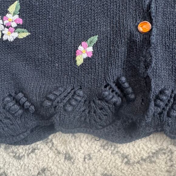 Vtg 1990s Herman Geist Black Hand Embroidered Floral Short Sleeve Sweater Small - Picture 3 of 7